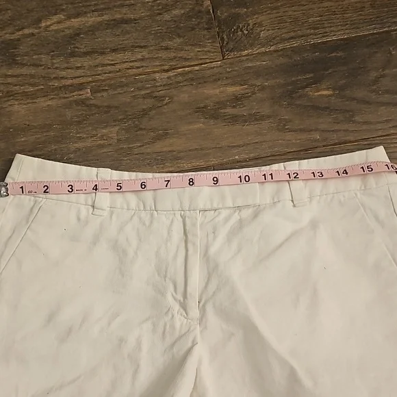 Jcrew Scalloped Shorts - Picture 3 of 5